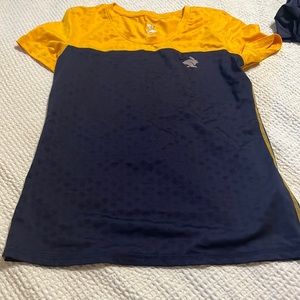 Run rabbit running shirt.